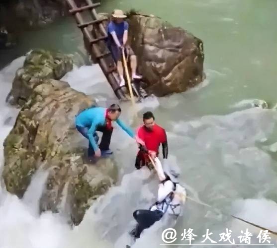 不听劝阻!驴友骑马溺水身亡 父母索赔85万被驳回:成年人自担风险 不听劝阻!驴友骑马溺水身亡 父母索赔85万被驳回:成年人自担风险